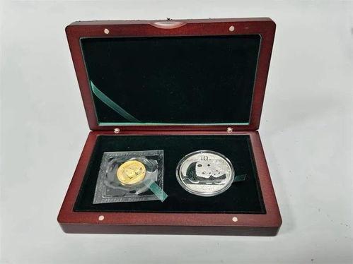 公務(wu)禮(li)品(pin)專(zhuan)場網(wang)拍 購物(wu)卡(ka)、人(ren)民幣紀(ji)念冊(ce)與(yu)生(sheng)活用品(pin)精選