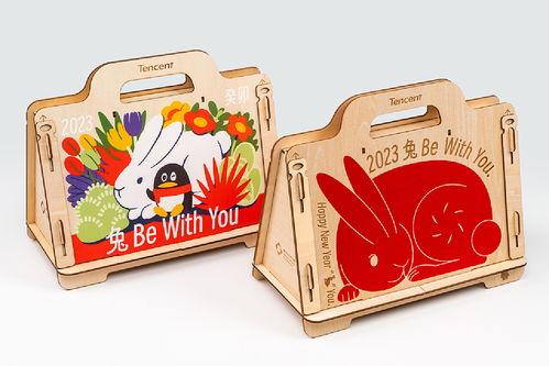 2023年騰訊安平(ping)家書(shu)禮品(pin)包(bao)裝(zhuang)設計 科技與(yu)人(ren)文(wen)的(de)溫情(qing)交(jiao)融